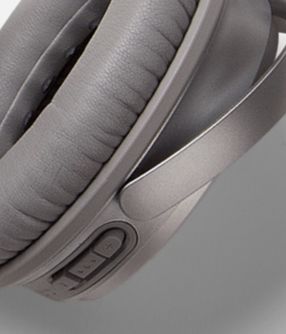 Merkle case study: cutout of an headphone